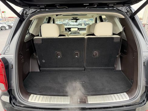 Used 2020 Hyundai Palisade Limited image 23