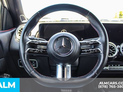 Used 2024 Mercedes-Benz GLB 250 image 24