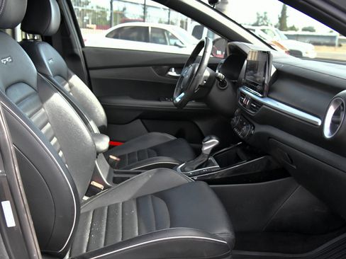 Used 2024 Kia Forte GT-Line w/ GT-Line Premium Package FWD image 47