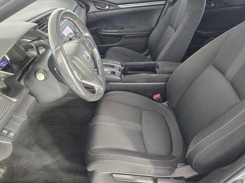 Used 2018 Honda Civic Sport image 16