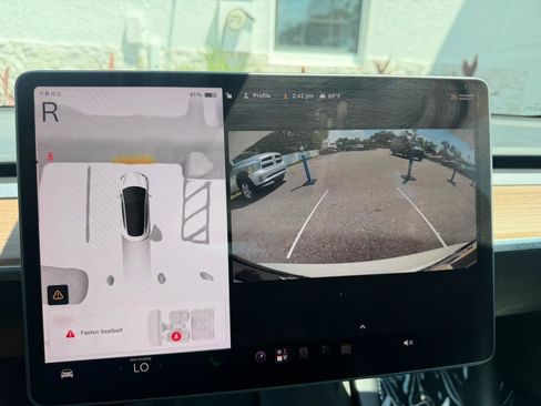 Used 2023 Tesla Model 3 Standard Range RWD image 26
