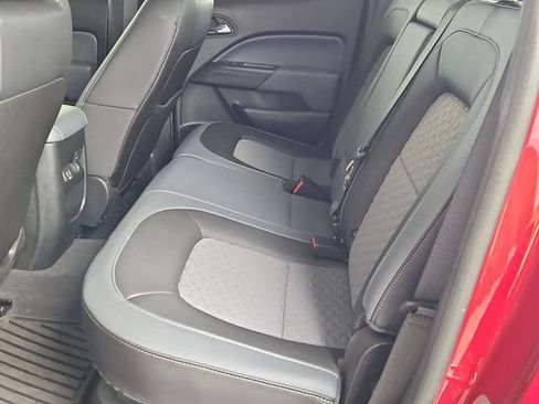 Used 2021 Chevrolet Colorado Z71 w/ Safety Package RWD image 24