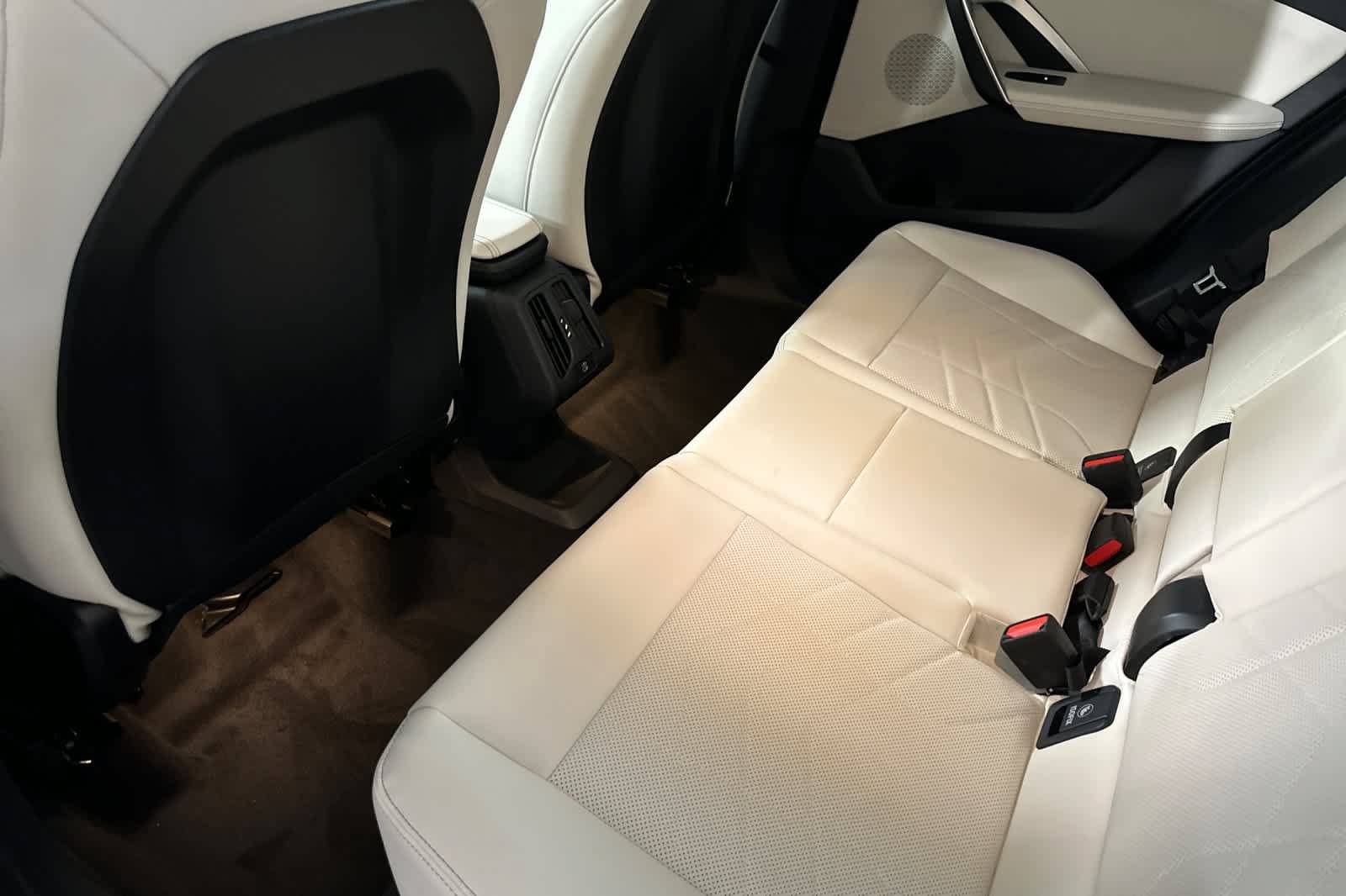 Used 2026 BMW X1 xDrive28i AWD/4WD image 4