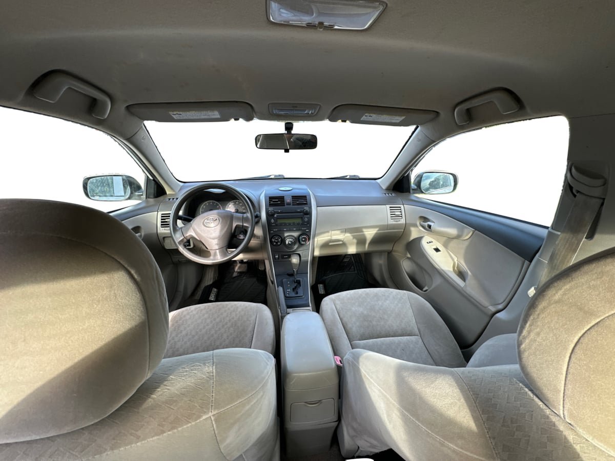 Used 2009 Toyota Corolla LE w/ All Weather Guard Pkg FWD image 28