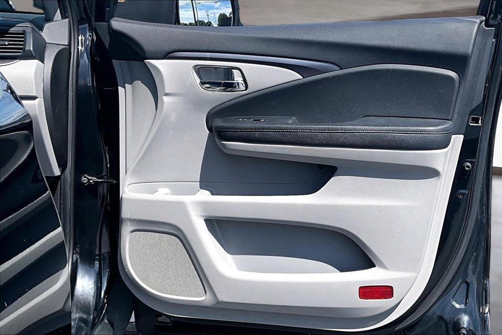 Used 2016 Honda Pilot EX-L image 24