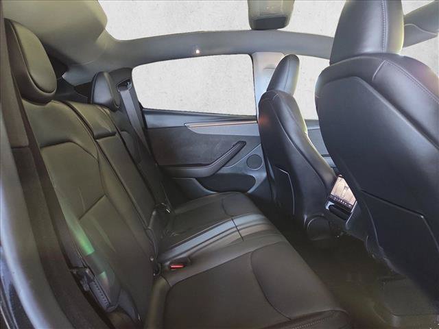 Used 2026 Tesla Model Y Long Range AWD/4WD image 16