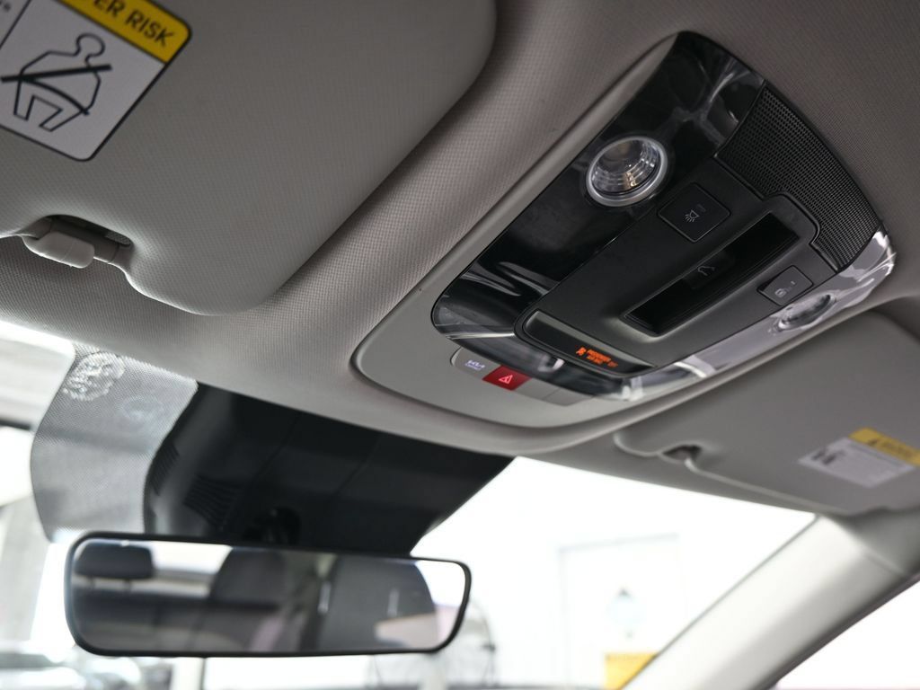 Used 2025 Kia Seltos EX w/ EX Sunroof Package FWD image 24