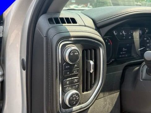 Used 2020 GMC Sierra 1500 Elevation w/ Elevation Value Package AWD/4WD image 12