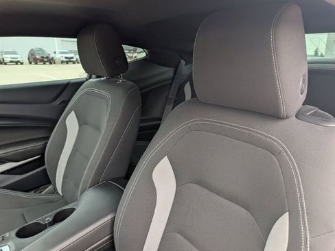 Used 2022 Chevrolet Camaro LT w/ Technology Package RWD image 11