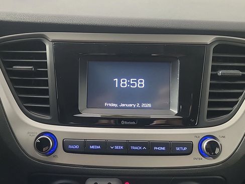 Used 2020 Hyundai Accent SE image 28