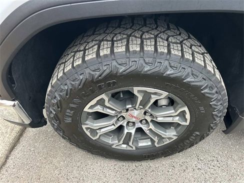 Used 2024 GMC Sierra 1500 Pro w/ Pro Value Package image 10