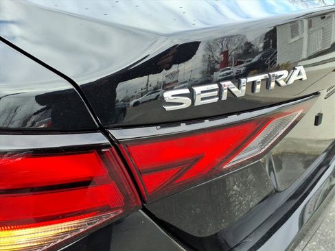 Used 2021 Nissan Sentra SV image 10