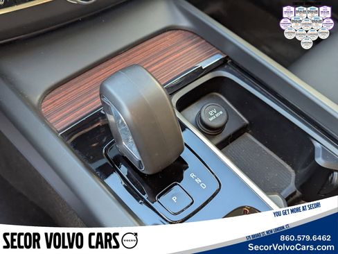 Certified 2023 Volvo XC60 B5 Plus image 20