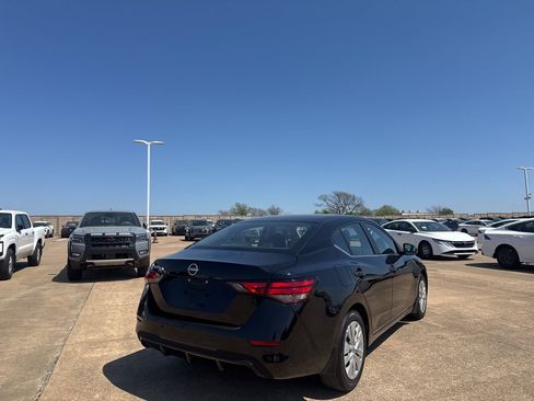 Certified 2024 Nissan Sentra S image 21