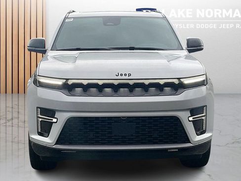 New 2026 Jeep Grand Wagoneer Limited AWD/4WD image 3