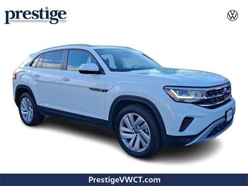 Certified 2022 Volkswagen Atlas Cross Sport SE image 1