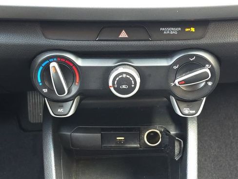 Used 2021 Kia Rio LX image 28