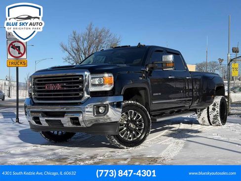 Used 2019 GMC Sierra 3500 SLT image 1