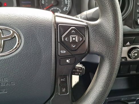 Used 2020 Toyota Tacoma SR AWD/4WD image 22