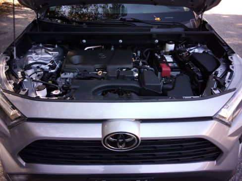 Used 2024 Toyota RAV4 LE image 22