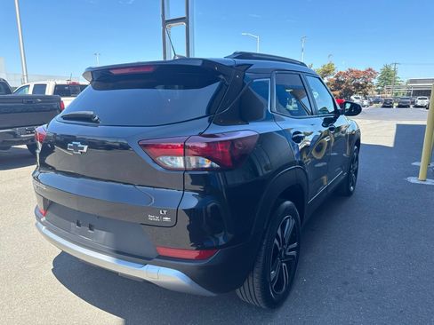 Used 2023 Chevrolet TrailBlazer LT w/ Convenience Package AWD/4WD image 6