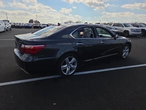 Used 2011 Lexus LS 460 image 5