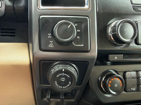 Used 2016 Ford F150 XLT w/ Equipment Group 301A Mid image 25