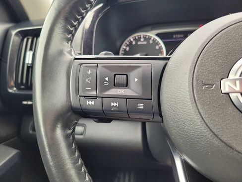 Certified 2023 Nissan Pathfinder SV w/ SV Premium Package AWD/4WD image 25