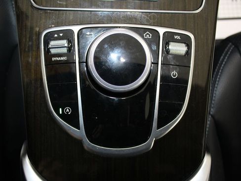 Used 2019 Mercedes-Benz C 300 Sedan image 48