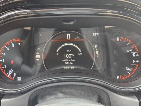 Used 2025 Dodge Durango GT AWD/4WD image 33