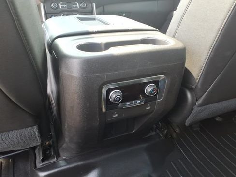 Used 2021 Chevrolet Tahoe Z71 AWD/4WD image 9