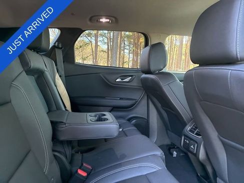 Used 2024 Chevrolet Blazer LT w/ Sound & Technology Package AWD/4WD image 24