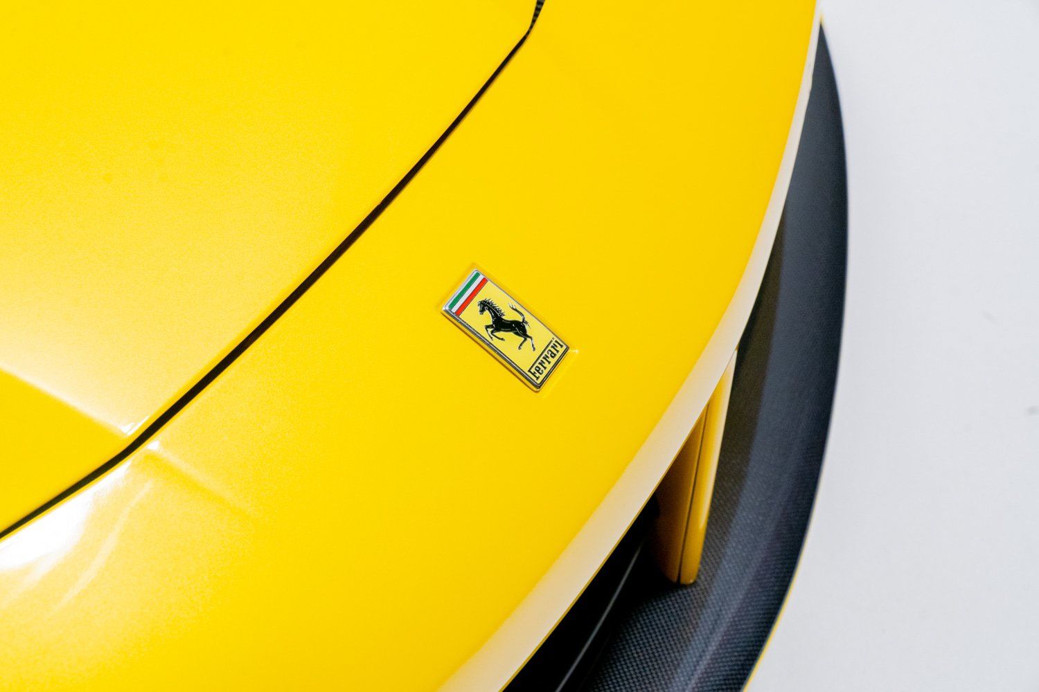 Used 2017 Ferrari 488 Spider RWD image 47