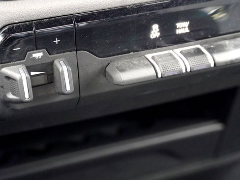 Used 2024 RAM 2500 Big Horn w/ Bed Utility Group image 18