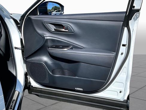 Used 2025 Toyota Crown Signia w/ Advanced Technology Package AWD/4WD image 22