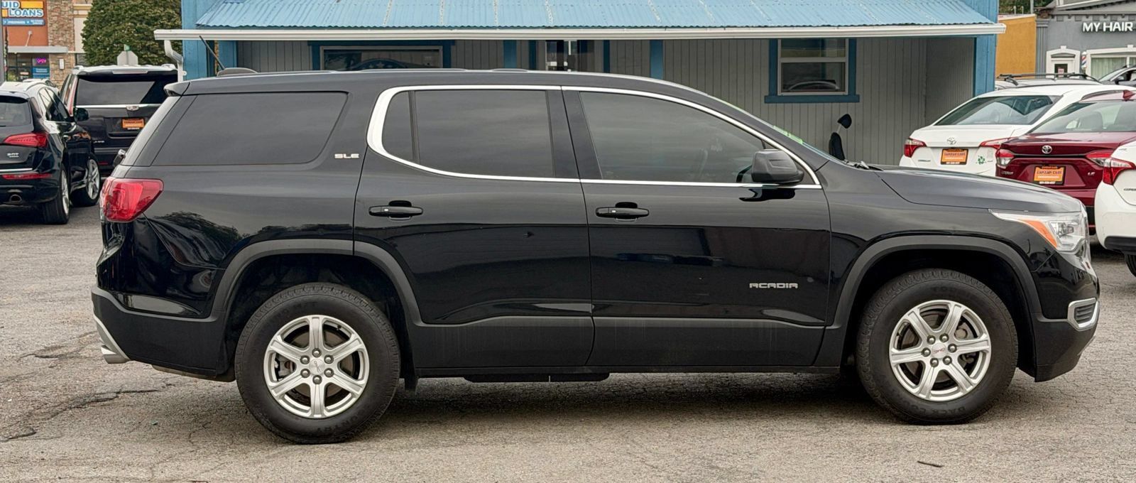Used 2018 GMC Acadia SLE AWD/4WD image 11