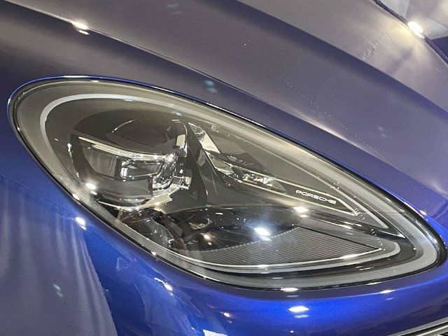 Certified 2026 Porsche Macan Turbo AWD/4WD image 15