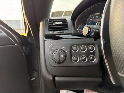 Used 2016 Maserati GranTurismo MC image 13