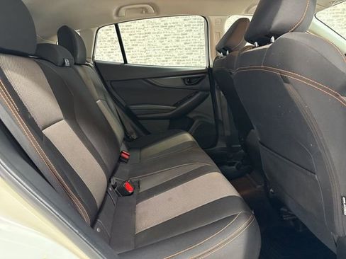 Used 2020 Subaru Crosstrek 2.0i Premium image 10