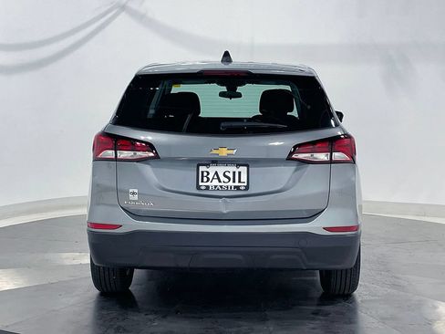 Used 2024 Chevrolet Equinox LS FWD image 12