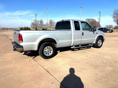 Used 2006 Ford F250 Lariat image 22