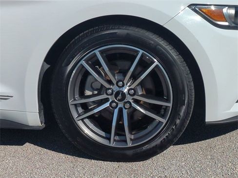 Used 2017 Ford Mustang Premium image 11