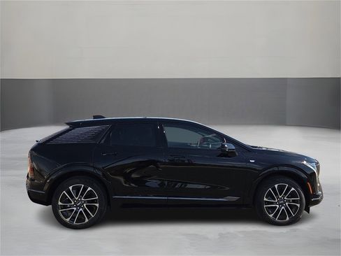 New 2025 Cadillac Optiq Sport 1 image 5