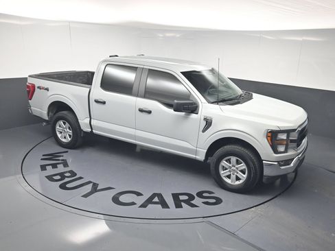Used 2023 Ford F150 XLT AWD/4WD image 32