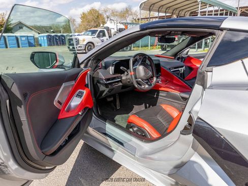 Used 2020 Chevrolet Corvette Stingray Preferred Cpe w/ 2LT Preferred Equipment Group RWD image 19