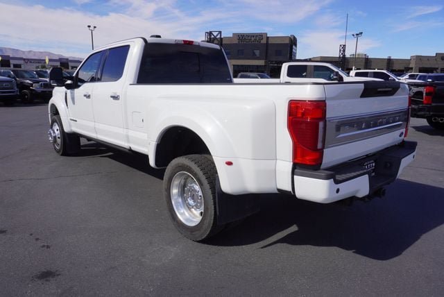 Used 2022 Ford F450 Platinum w/ FX4 Off-Road Package AWD/4WD image 3