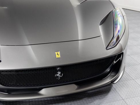 Used 2023 Ferrari 812 GTS RWD image 18
