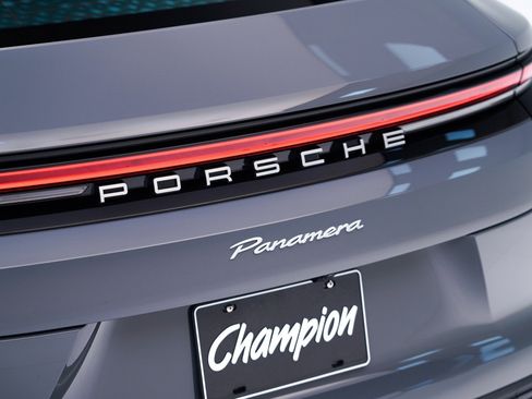 New 2026 Porsche Panamera image 13