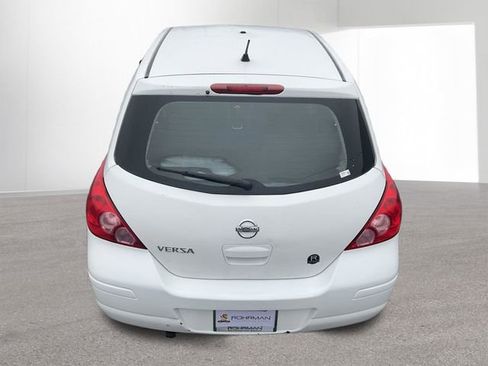 Used 2010 Nissan Versa 1.8 S image 28