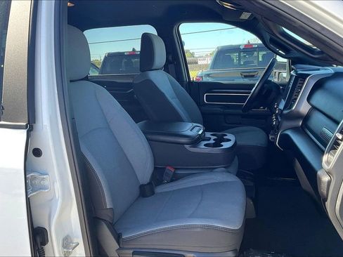 Used 2024 RAM 2500 Big Horn w/ Bed Utility Group image 10